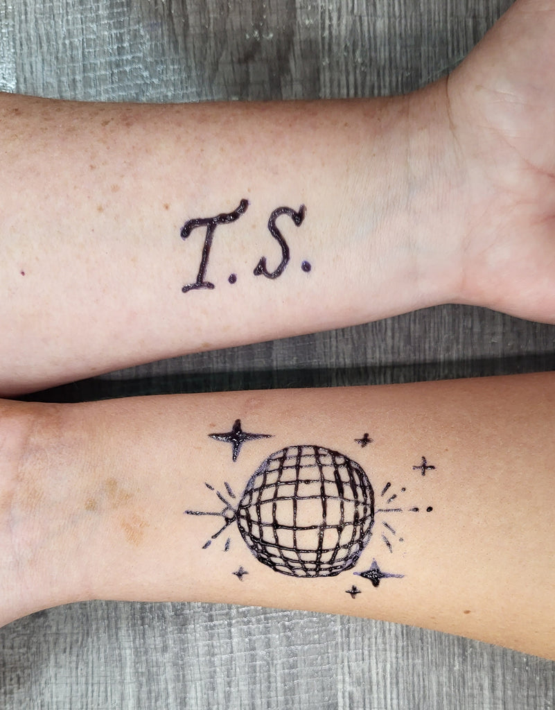 Matching Swiftie-Inspired Henna Tattoos – for Concerts to Remember