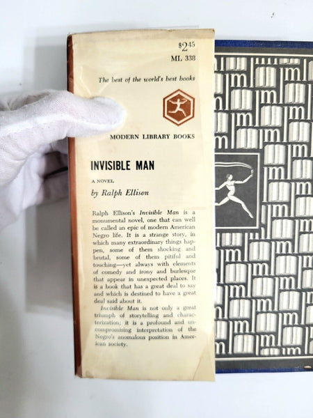 1952 THE INVISIBLE MAN Ralph Ellison - Modern Library